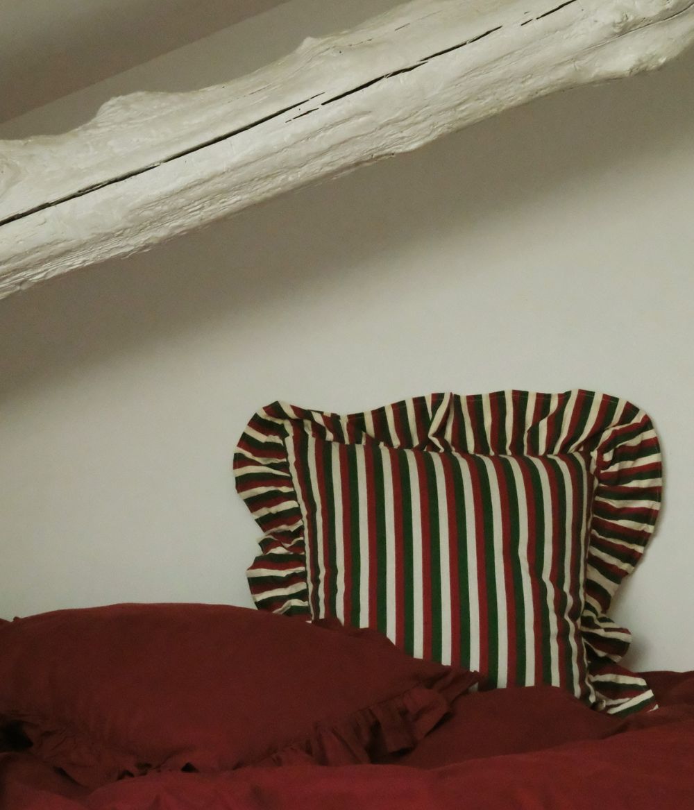 Frill cushion cover Carla