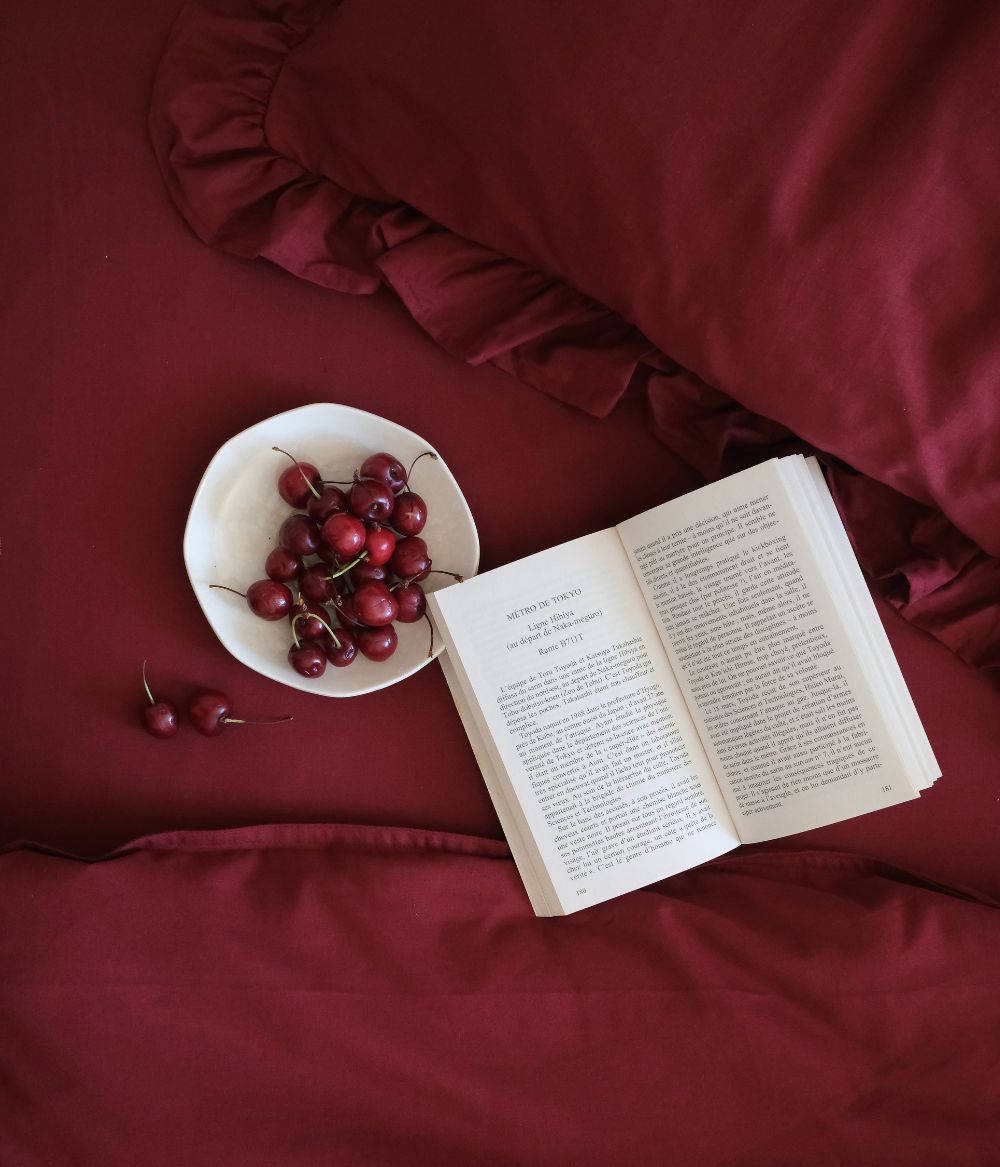 Frill pillow case Cherry