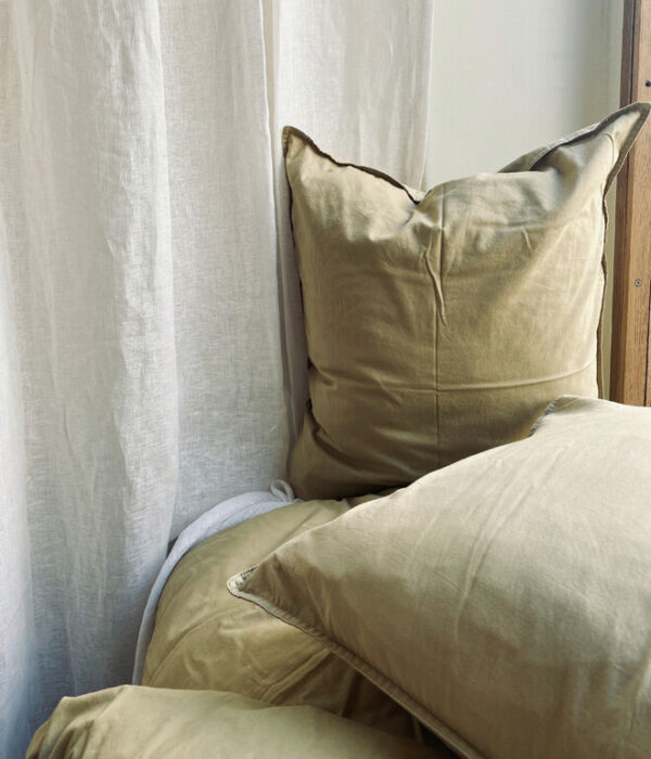 Olivegreen pillow cases in 100 organic cotton