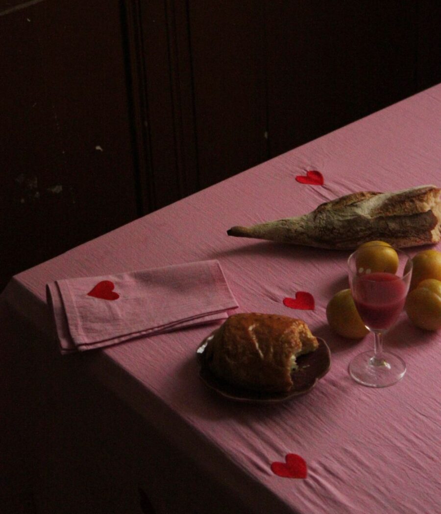 Tablecloth Pink Hearts (Pre-order) - Image 2